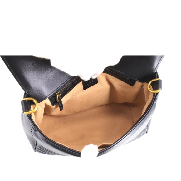 Gucci large Marmont Bag in great condition - Picture 12 of 12